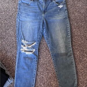 American Eagle Distressed Cropped Jeans